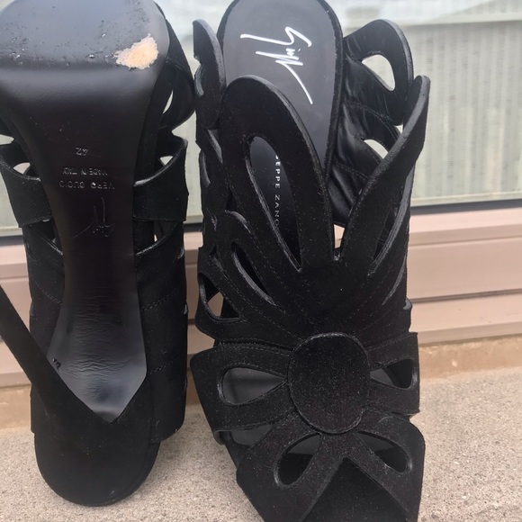 Giuseppe Zanotti - Picture 2 of 8